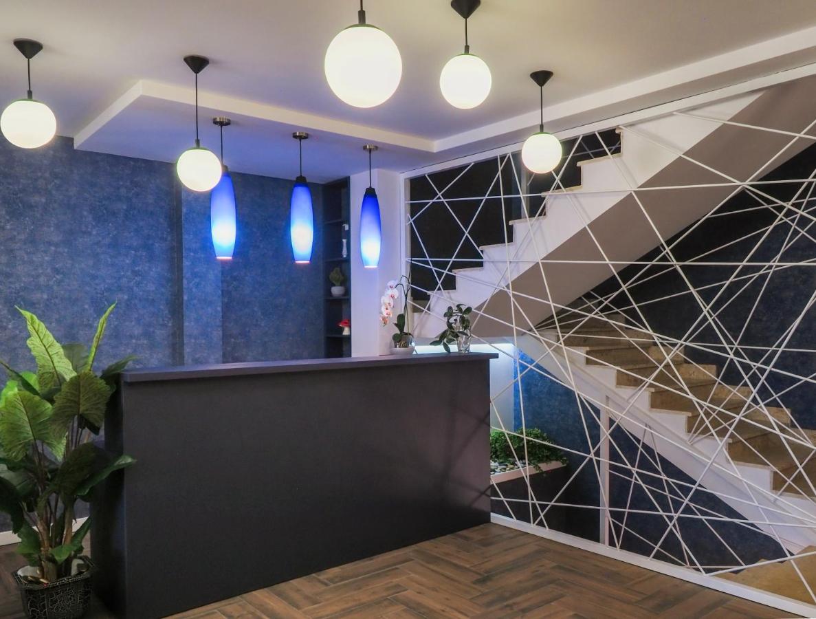 Hotel Banihills Tbilisi Bagian luar foto