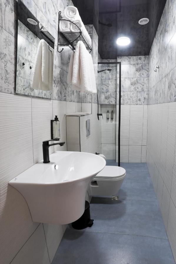 Hotel Banihills Tbilisi Bagian luar foto