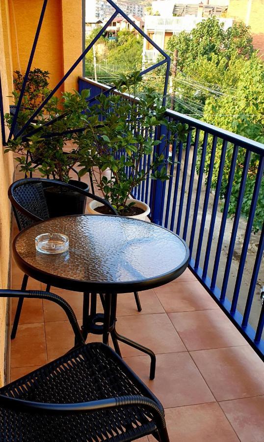 Hotel Banihills Tbilisi Bagian luar foto